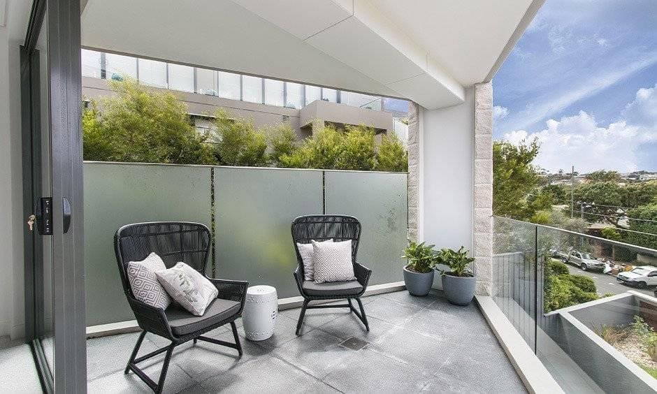 Unlocking 10 Key Differences Between Glazed Vitrified Tiles and Double Charge Tiles